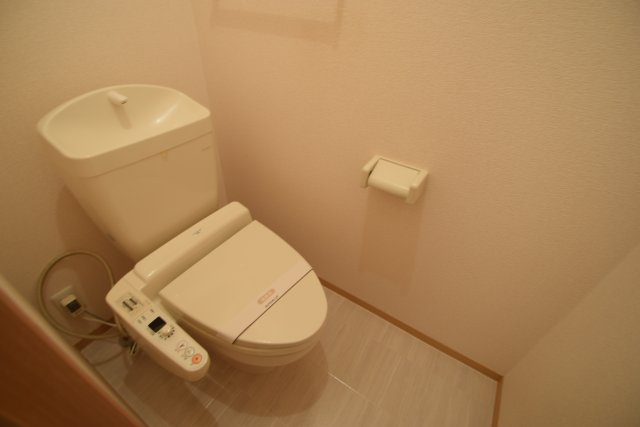トレジャーのトイレ|シンプルで使いやすいトイレです