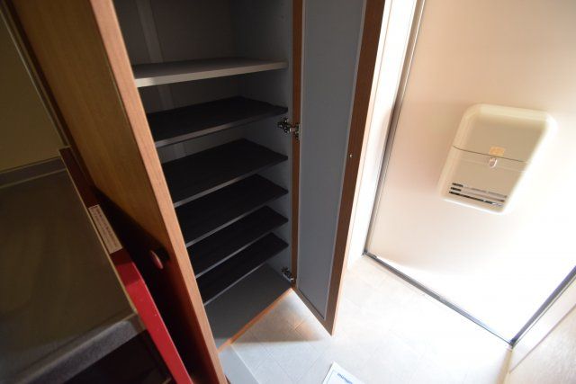 オークス夏見台の展望|沢山入る靴箱