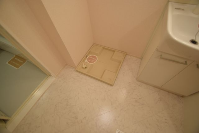 サンフルールのその他|室内洗濯機置き場