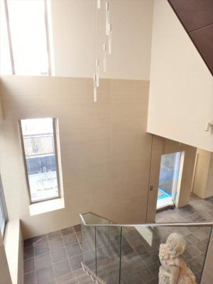 【エントランス】 | チッタカーザビアンカⅢ