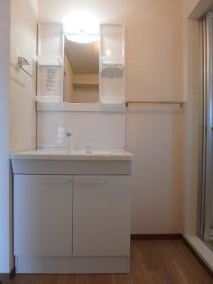 【独立洗面台】 | フォンティーヌＢ | 西中新田　フォンテーヌB　2LDK　独立洗面台