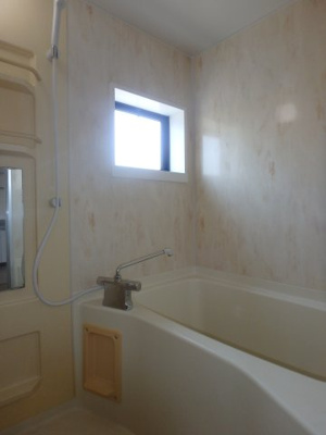 【浴室】 | フォンティーヌＢ | 西中新田　フォンテーヌB　2LDK　風呂