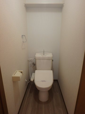 【トイレ】 | フォンティーヌＢ | 西中新田　フォンテーヌB　2LDK　トイレ