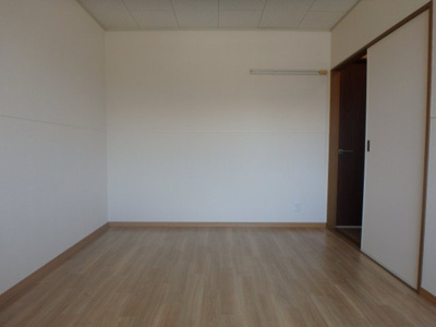 【洋室】 | フォンティーヌＢ | 西中新田　フォンテーヌB　2LDK　北洋室