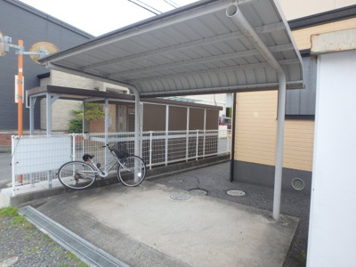 【その他共用部分】 | フォンティーヌＢ | 西中新田　フォンテーヌB　2LDK　駐輪場