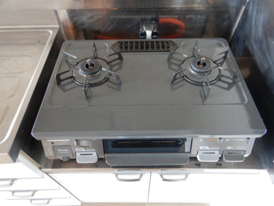 【キッチン】 | フォンティーヌＢ | 西中新田　フォンテーヌB　2LDK　2口コンロ