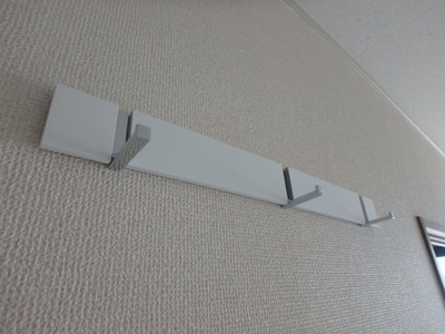 【その他】 | フォンティーヌＢ | 西中新田　フォンテーヌB　2LDK　ハンガーフック