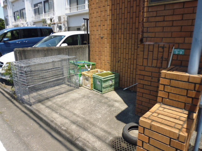 【その他共用部分】 | リバティ永山 | 敷地内ごみ置き場でごみ出しもらくらく～♪忙しい社会人さんや主婦さんにもうってつけ！