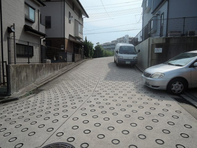【駐車場】 | ファミールガーデン横浜・屏風浦