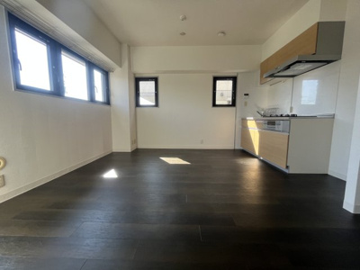 【居間・リビング】 | 紫央里マンション