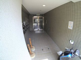 【エントランス】