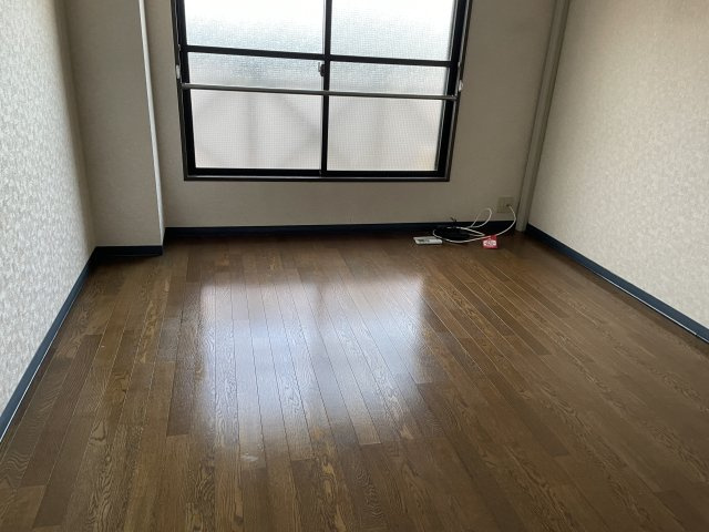 リンダプラヤ甲子園の居間・リビング|入居中のため、別のお部屋の写真です。