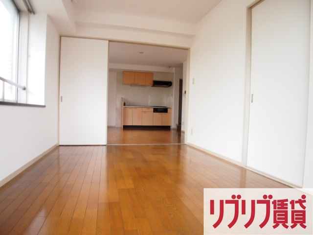 ガーデンハウス本千葉の洋室
