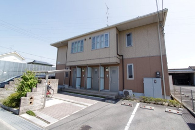 【駐車場】 | ストークＢ | 車をお持ちの方に嬉しい駐車場付きの物件です