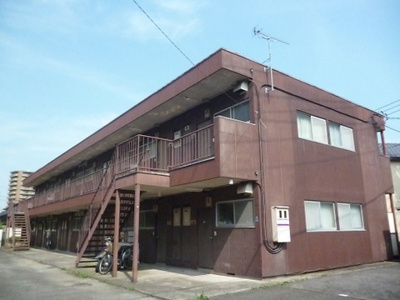 【外観】 | 北見方ハイム | 東急田園都市線「高津」駅より徒歩圏内☆近隣には多摩川があるのでお散歩やランニングにもおすすめ♪閑静な住宅地にある2階建てアパートです！