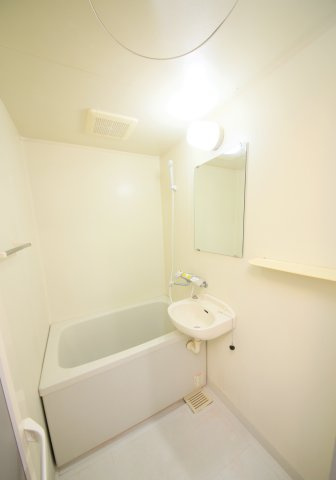 グレイス・コート樹木の浴室