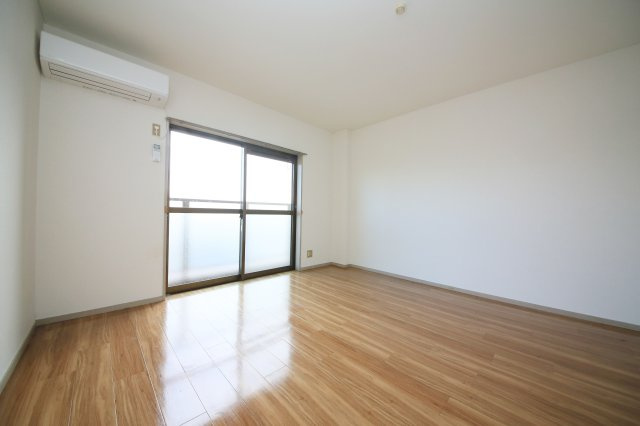 グレイス・コート樹木の居間・リビング