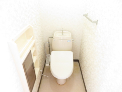 【トイレ】 | メゾンラフォーレＡ | 温水洗浄便座