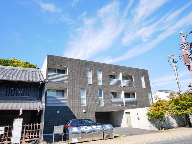 ＣＵＢＥ
