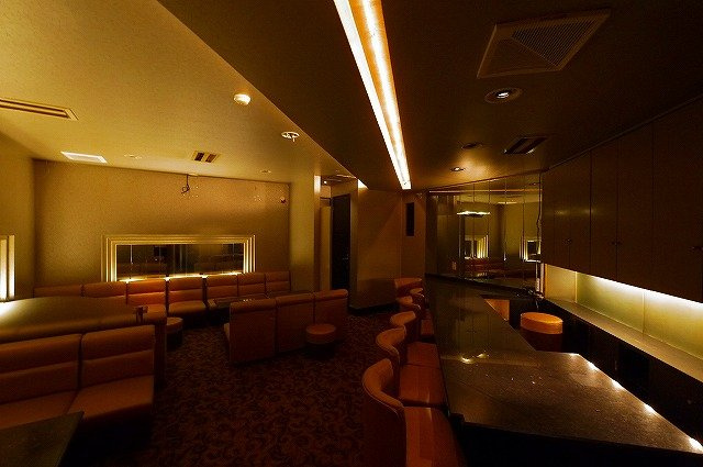 アルファプラザの内装