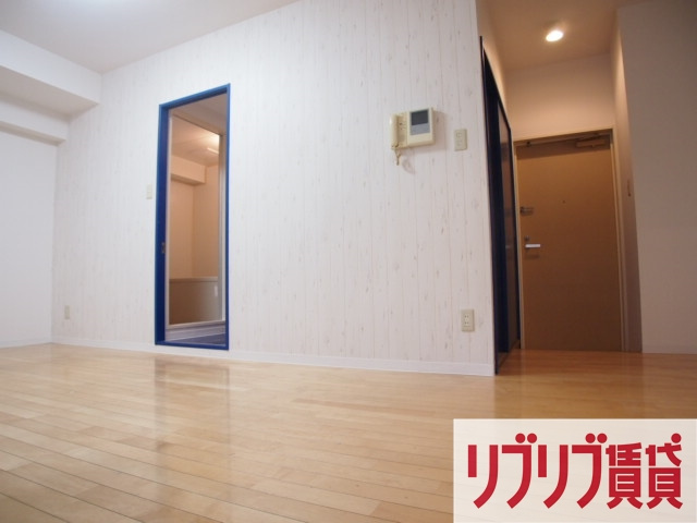 リエス千葉新宿の居間・リビング
