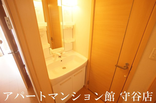 アリエーテの独立洗面台