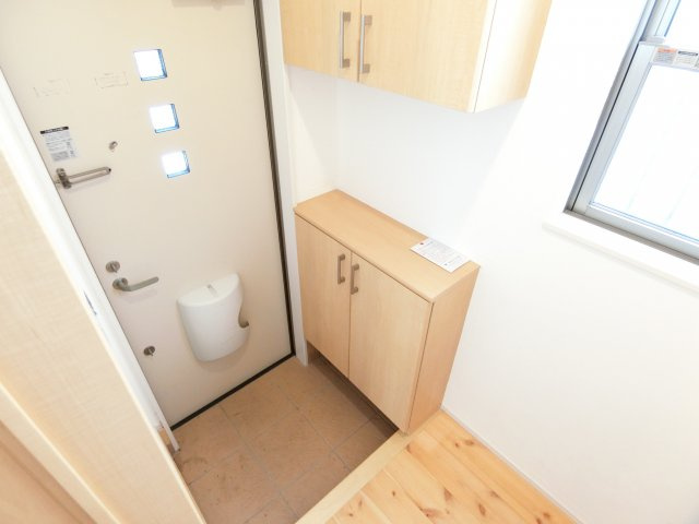 金剛戸建の玄関