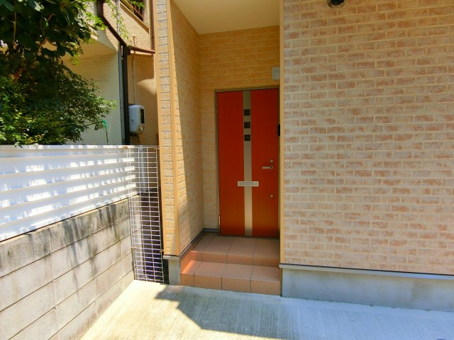 金剛戸建のエントランス