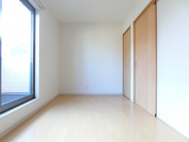 金剛戸建の洋室