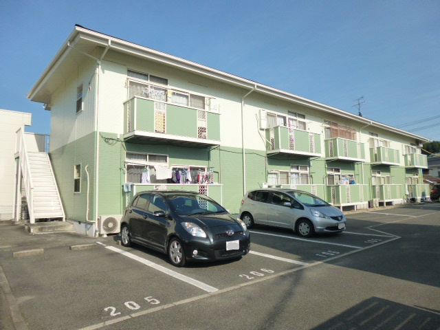 倉敷市中庄のアパートの外観