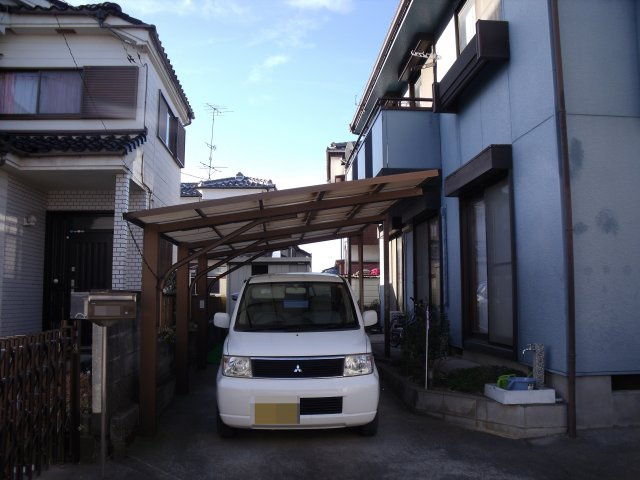 鴻巣市松原２丁目の中古一戸建の駐車場