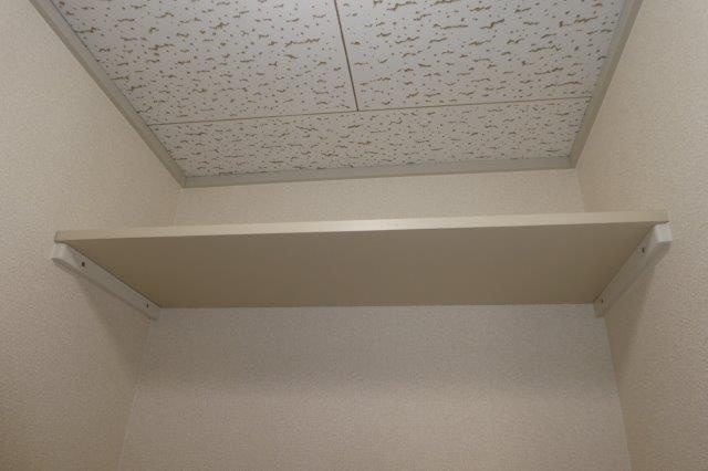 シェスタ白石の洗面所|洗濯機上棚