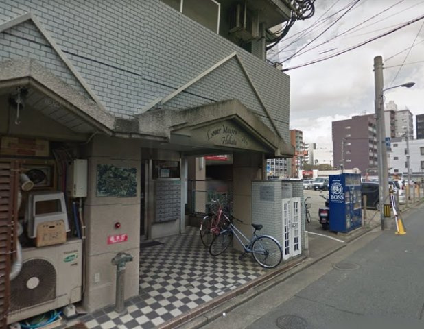 ルエメゾンロワール博多のエントランス