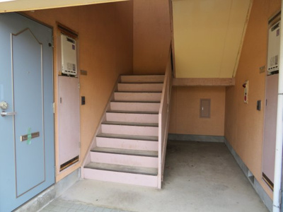 【エントランス】 | アレストイワカミ１