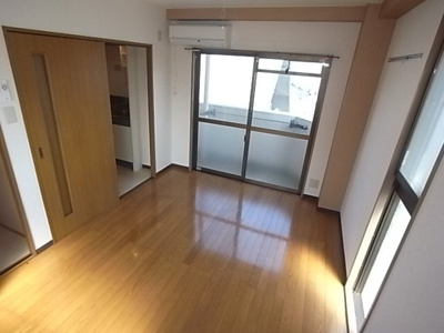 【居間・リビング】 | さくらハイツ