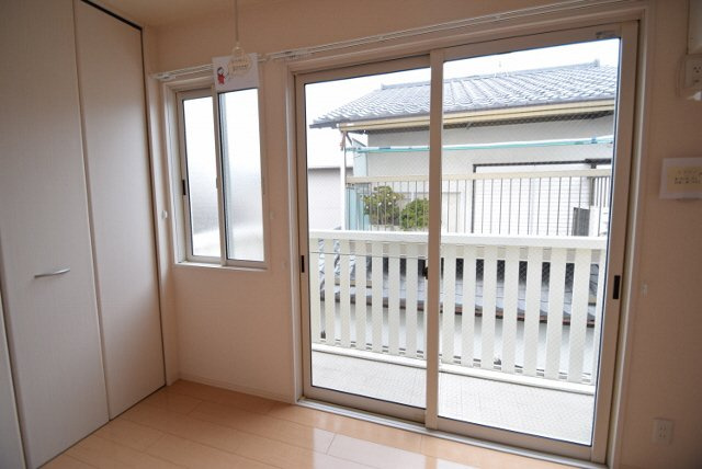 アネックス・セキセン弐番館のその他|窓面が多く明るいです。