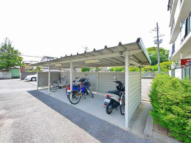 仲嶌マンションのその他共用部分|自転車置き場