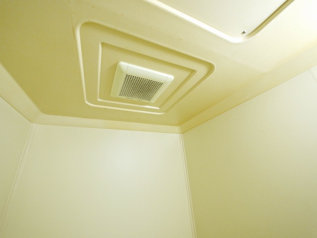 仲嶌マンションの設備|換気扇