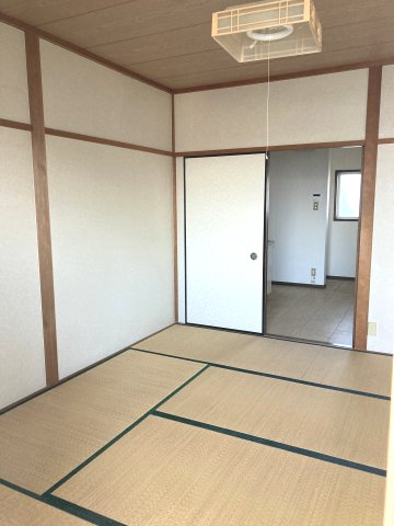 北雄ハイツの和室