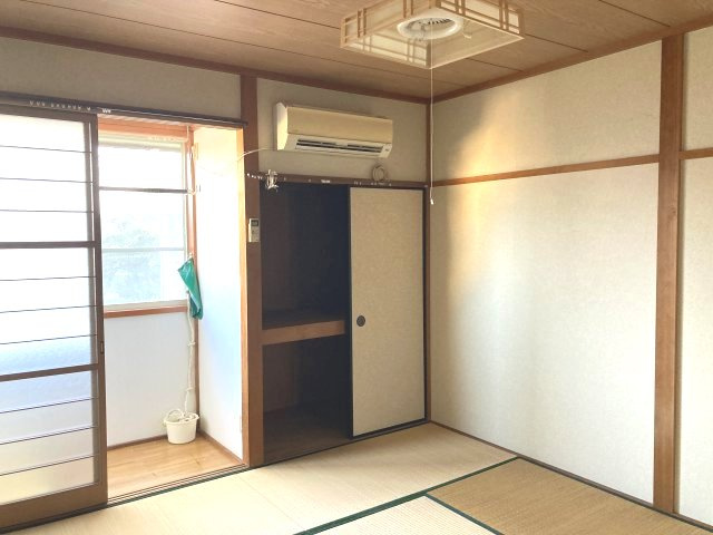 北雄ハイツの和室