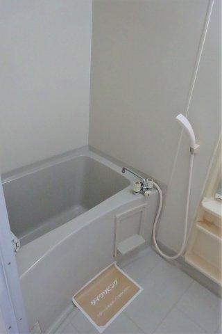 ピュアハウス絹の浴室