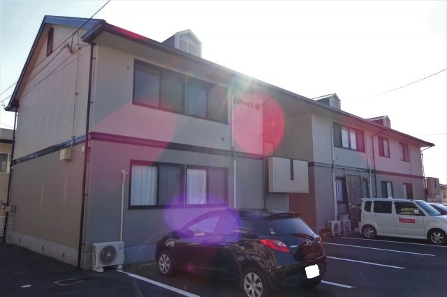 ピュアハウス絹の外観