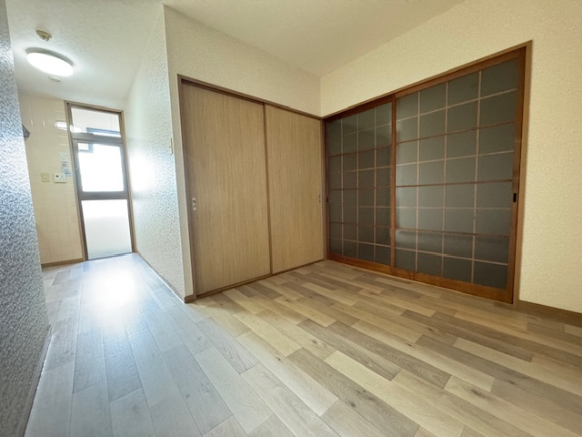 パインアベニューの居間・リビング