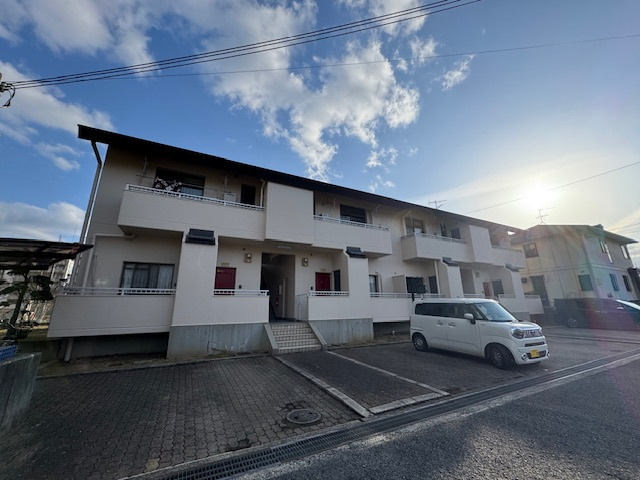 パインアベニューの外観