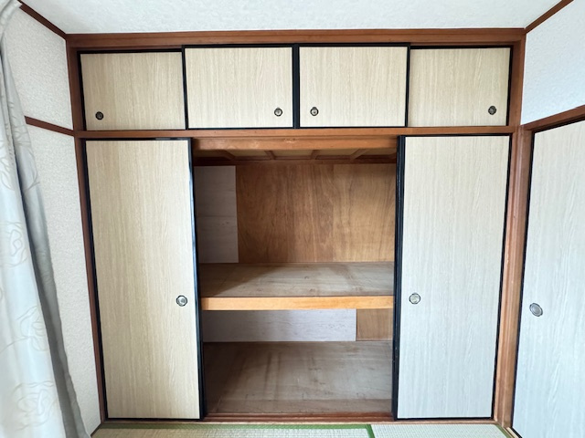 パインアベニューの収納