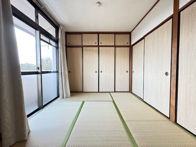 パインアベニューの和室