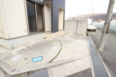 【駐車場】 | フジパレス戸建賃貸八尾市柏村町 | 駐車場は無料です