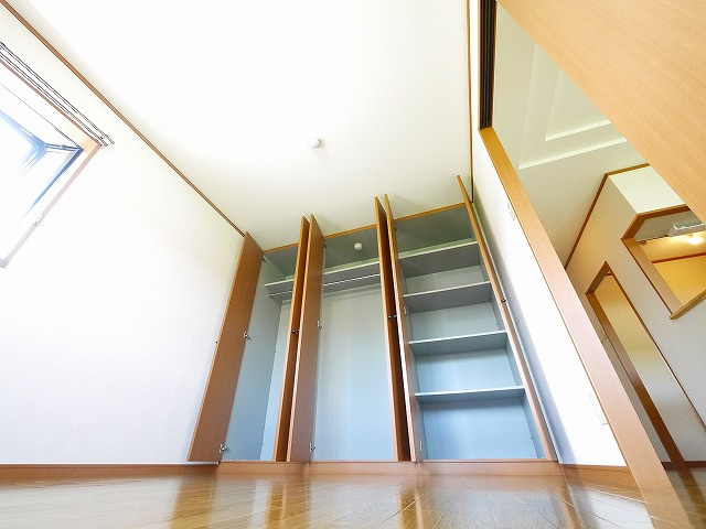 ＣＡＳＡ　ＡＬ　ＤＥＮＴＥ（カーサアルデンテ）の収納