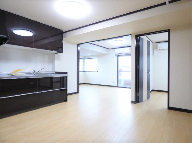 【居間・リビング】 | ダイタ北口マンション