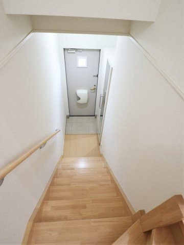 ハウスアイＤの玄関